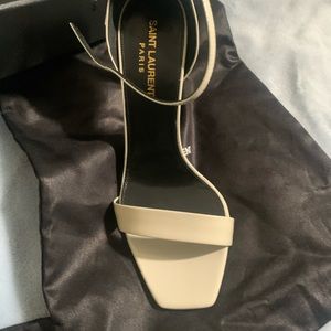 Saint Laurent Neutro Square Toe Heel